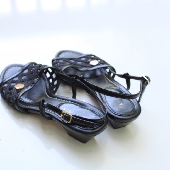 Eric Javits sandals - Picture 7 of 10